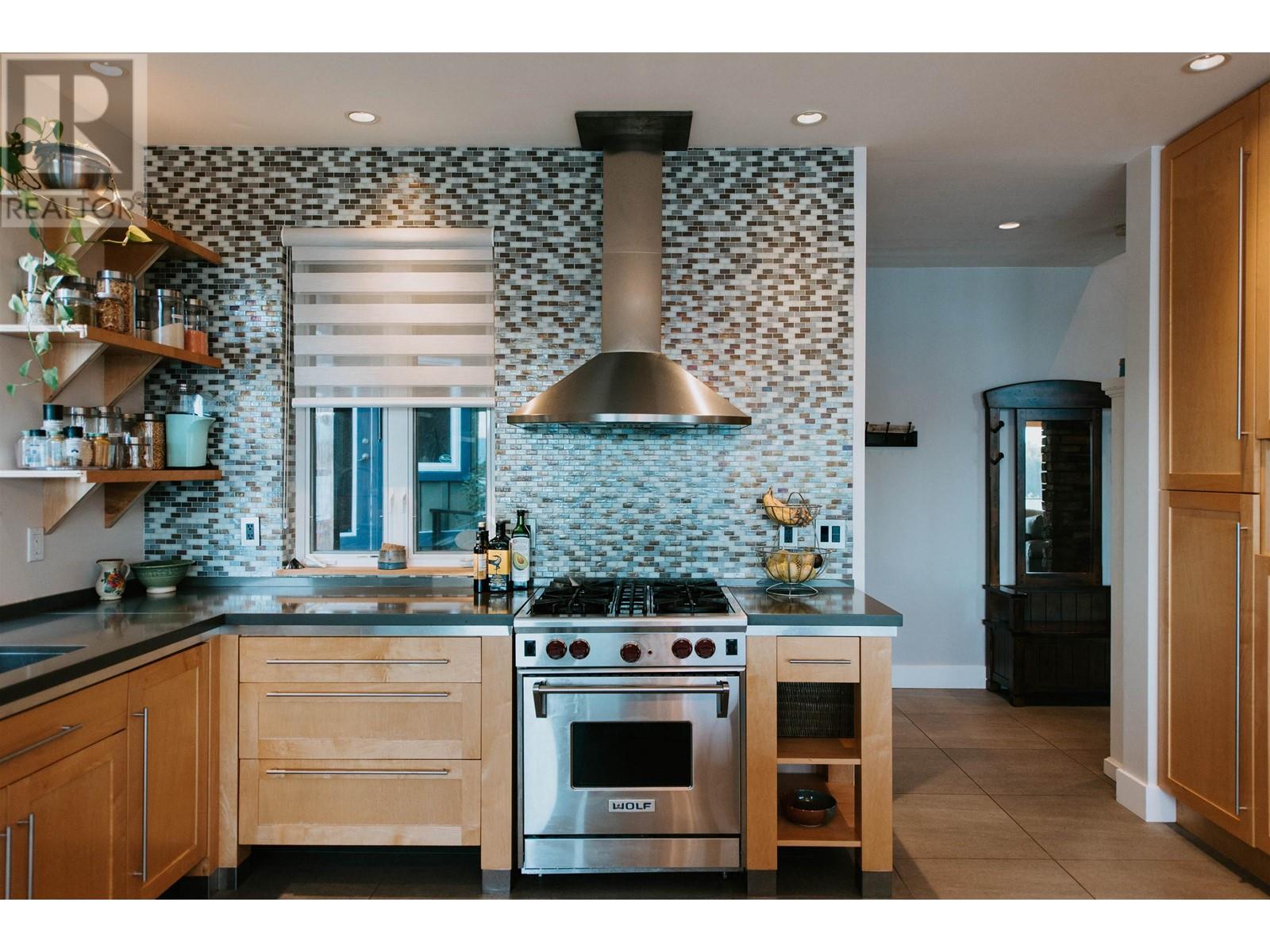 4990 Francis Peninsula Road, Pender Harbour, British Columbia  V0N 2H1 - Photo 12 - R2792757