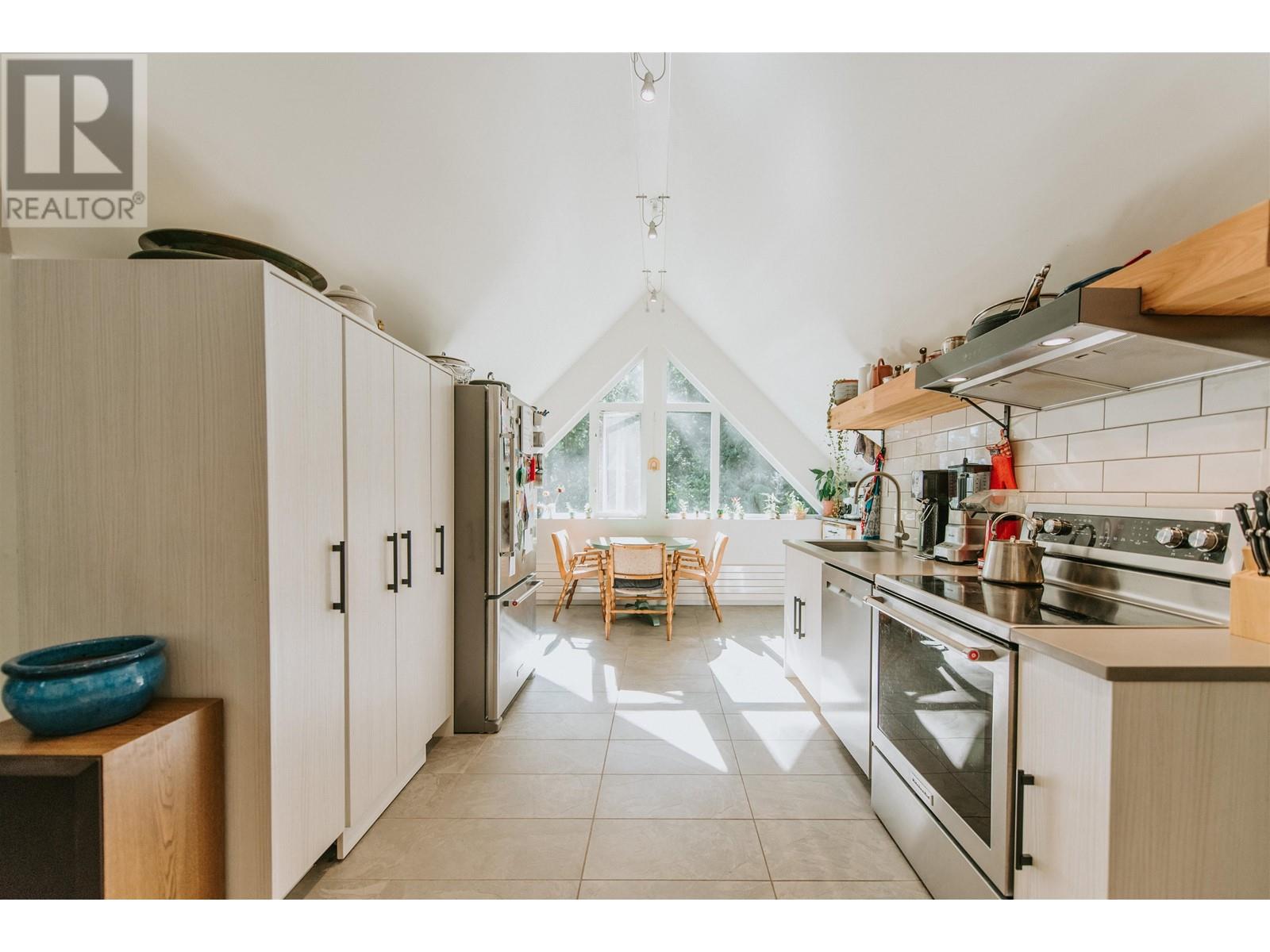 4990 Francis Peninsula Road, Pender Harbour, British Columbia  V0N 2H1 - Photo 31 - R2792757