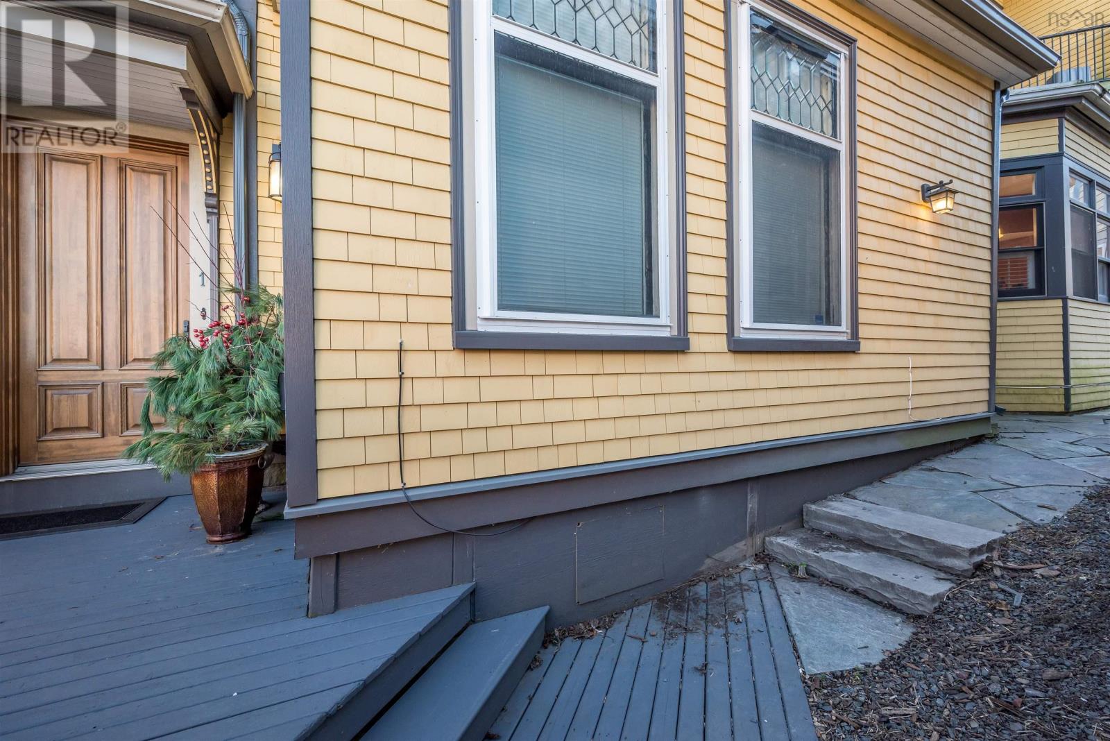 1278 Queen Street, Halifax, Nova Scotia  B3J 2H4 - Photo 6 - 202227429