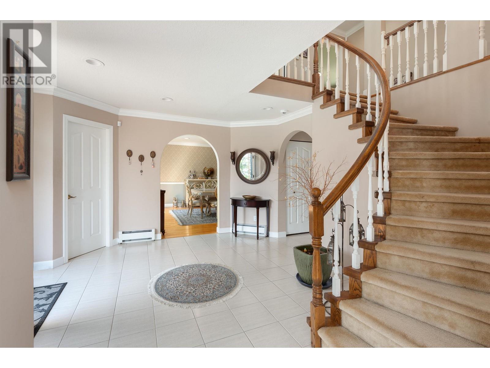 2362 Westhill Drive, West Vancouver, British Columbia  V7S 2Z5 - Photo 2 - R2792849