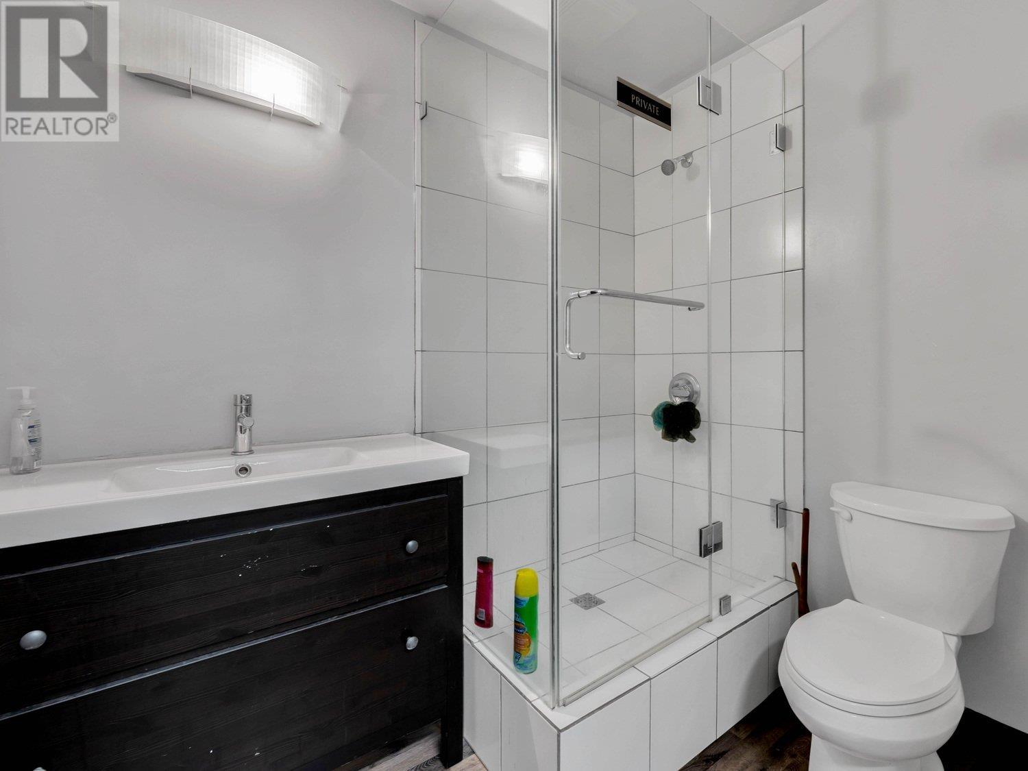 4880 4888 Fraser Street, Vancouver, British Columbia  V5V 4H5 - Photo 9 - C8052551