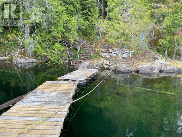 10570 Powell Lake, Powell River, British Columbia    - Photo 3 - 17368