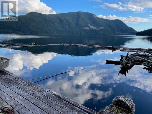 10570 Powell Lake, Powell River, British Columbia    - Photo 15 - 17368