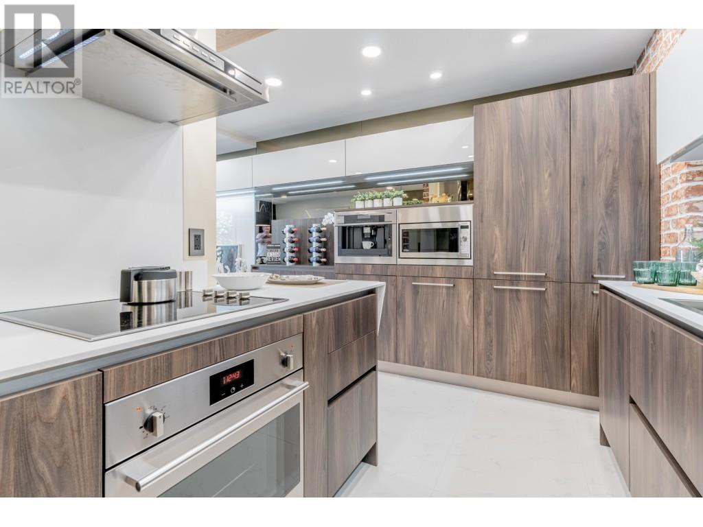 212 8870 Citation Drive, Richmond, British Columbia  V6Y 3A3 - Photo 2 - R2792943