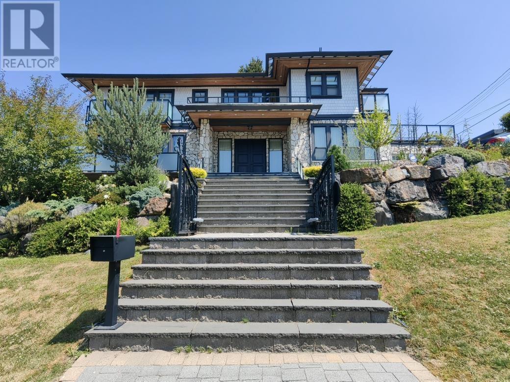 5890 Empress Avenue, Burnaby, British Columbia  V5E 2S2 - Photo 2 - R2791997