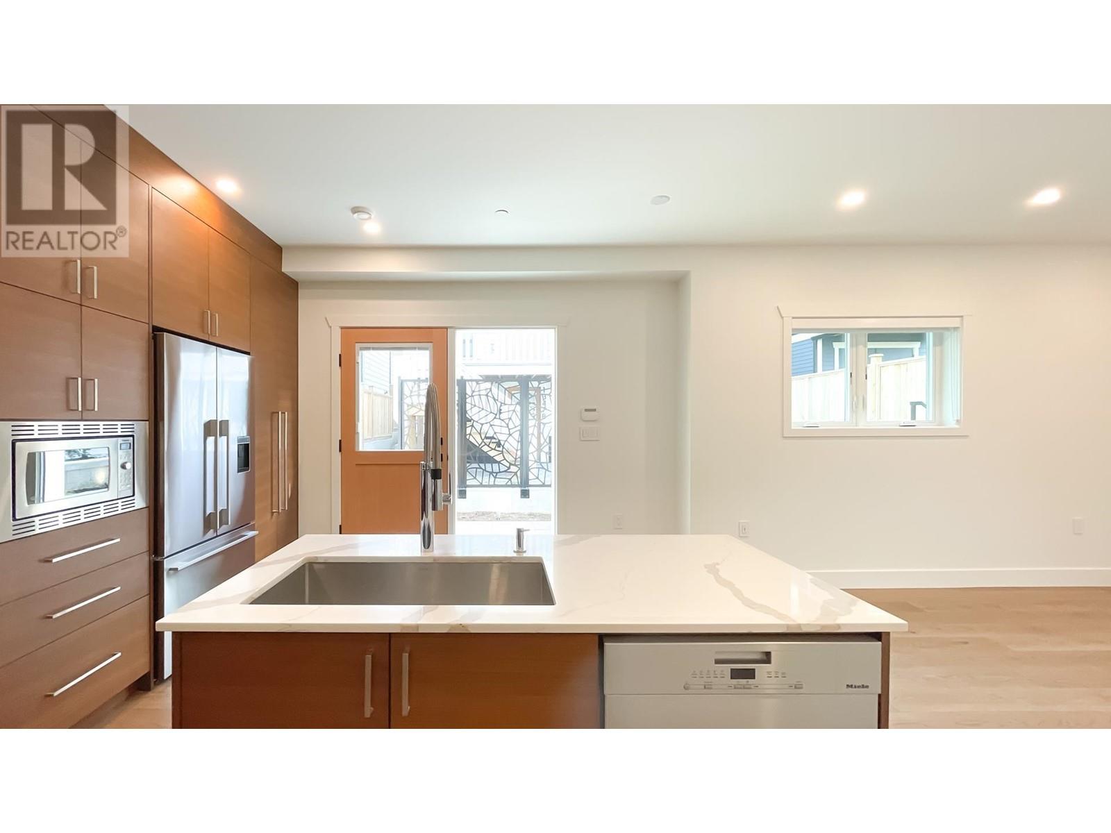1349 E 19th Avenue, Vancouver, British Columbia  V5V 1L4 - Photo 9 - R2767961