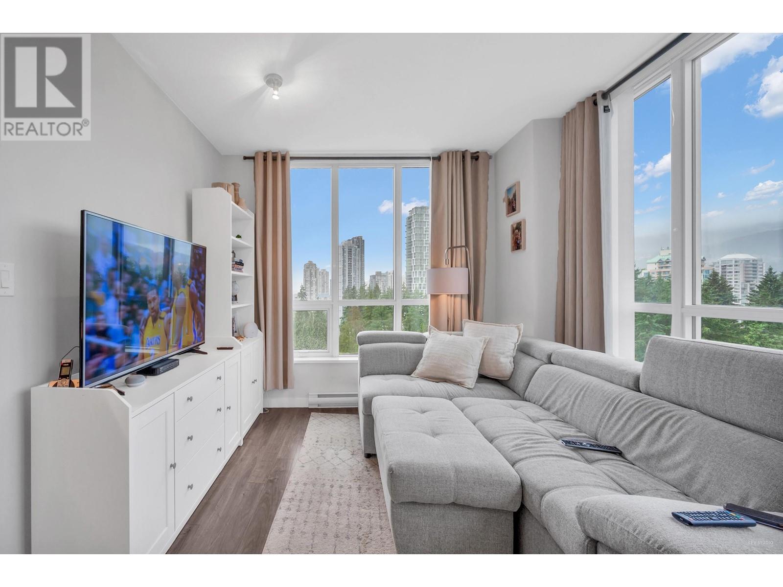 1908 3093 Windsor Gate, Coquitlam, British Columbia  V3B 0N2 - Photo 3 - R2792971