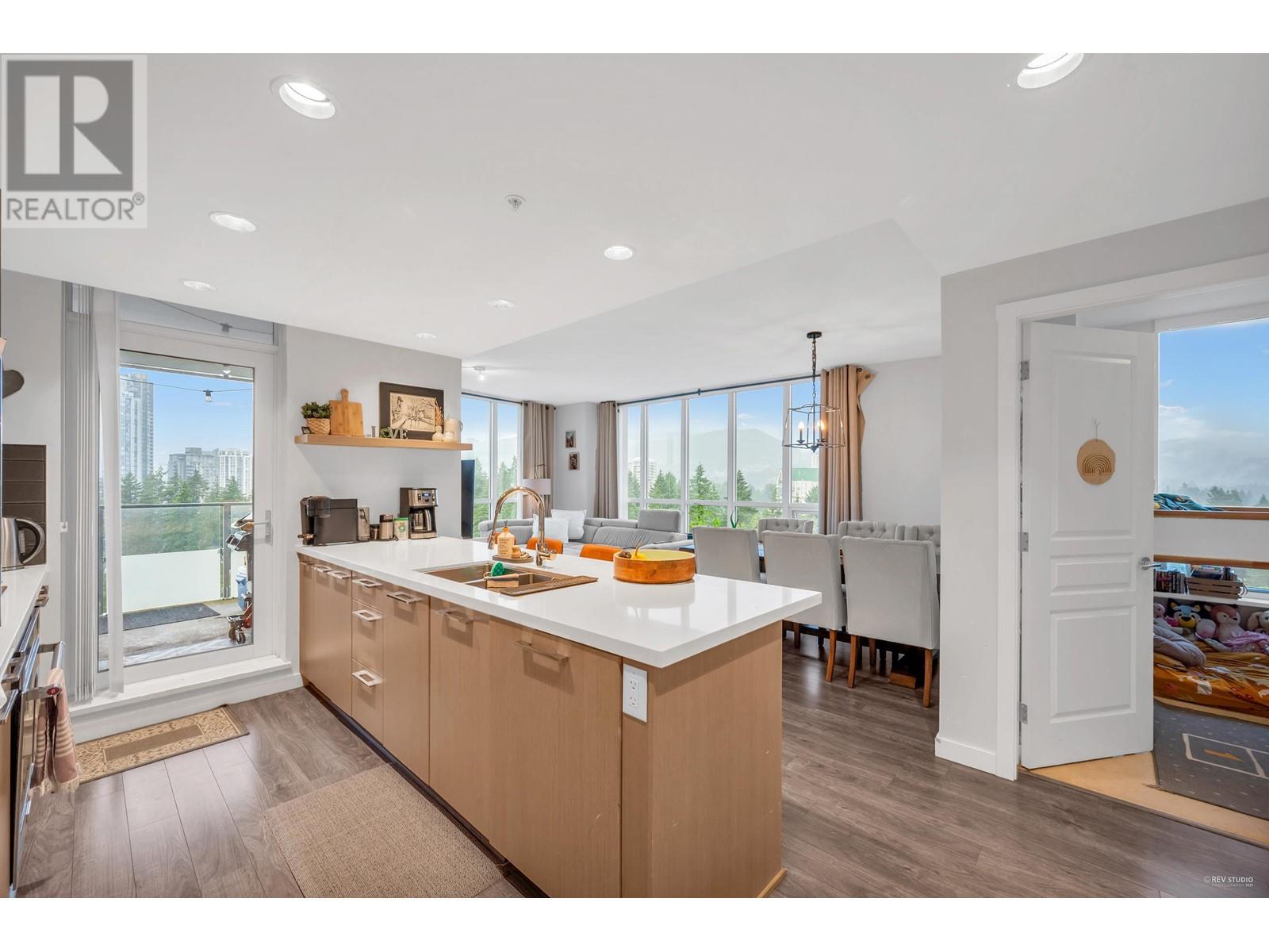 1908 3093 Windsor Gate, Coquitlam, British Columbia  V3B 0N2 - Photo 12 - R2792971