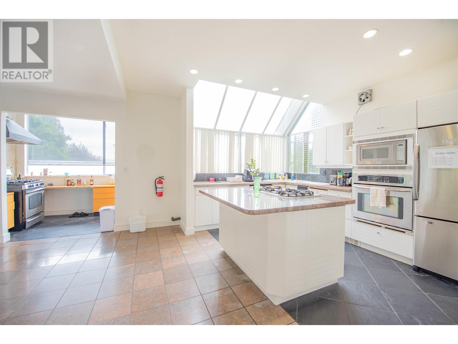 4006 W 34th Avenue, Vancouver, British Columbia  V6N 2L7 - Photo 3 - R2792819