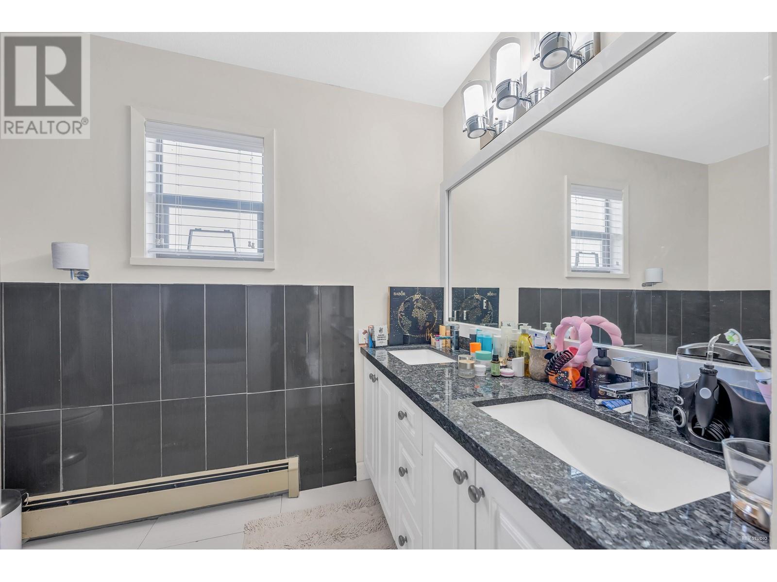 223 W 47th Avenue, Vancouver, British Columbia  V5Y 2Y3 - Photo 16 - R2793075