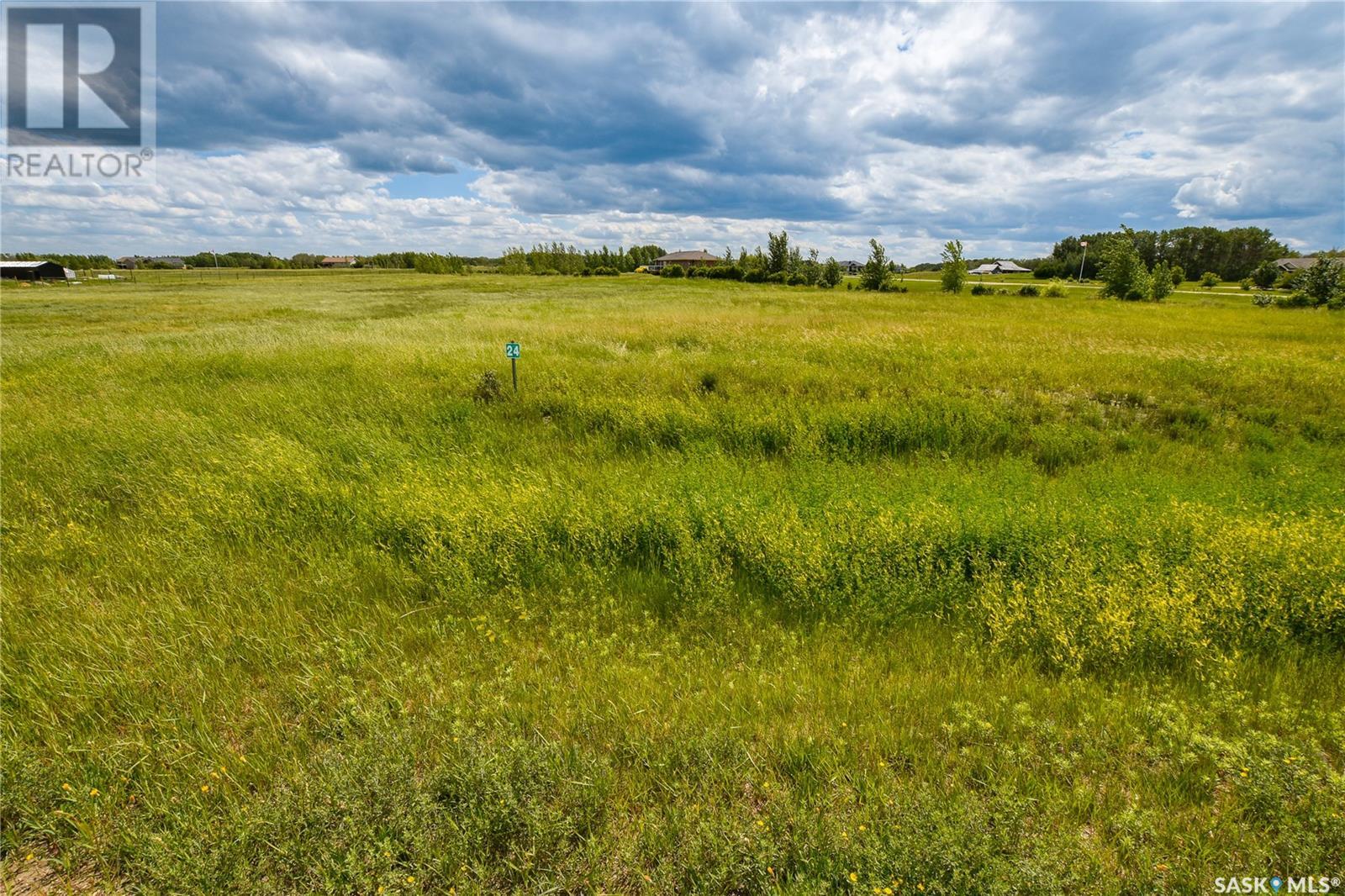 24 Country Road, South Country Estates, Saskatchewan  S7C 0A7 - Photo 4 - SK934582