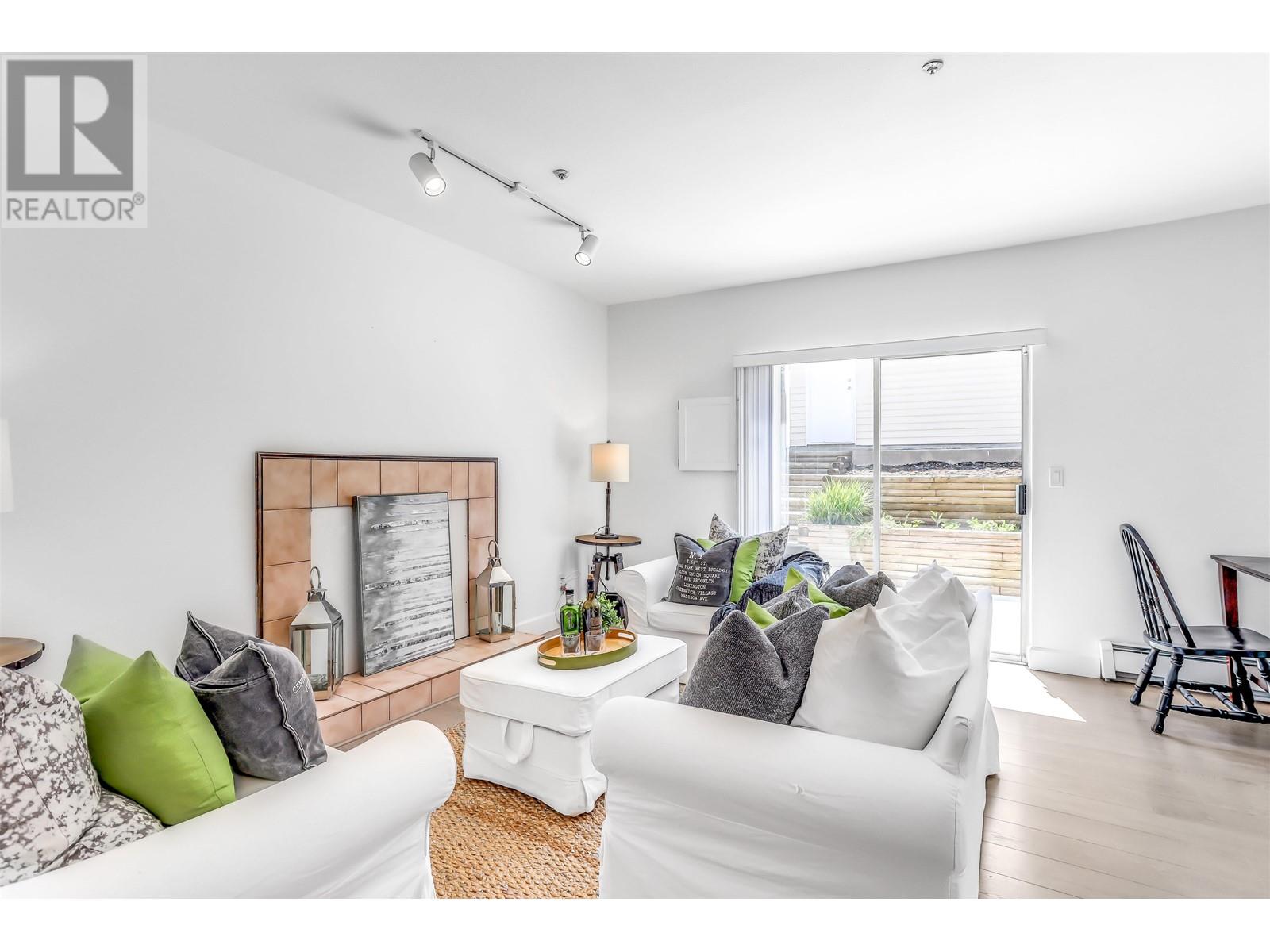 4322 W 12th Avenue, Vancouver, British Columbia  V6R 2R1 - Photo 12 - R2793100