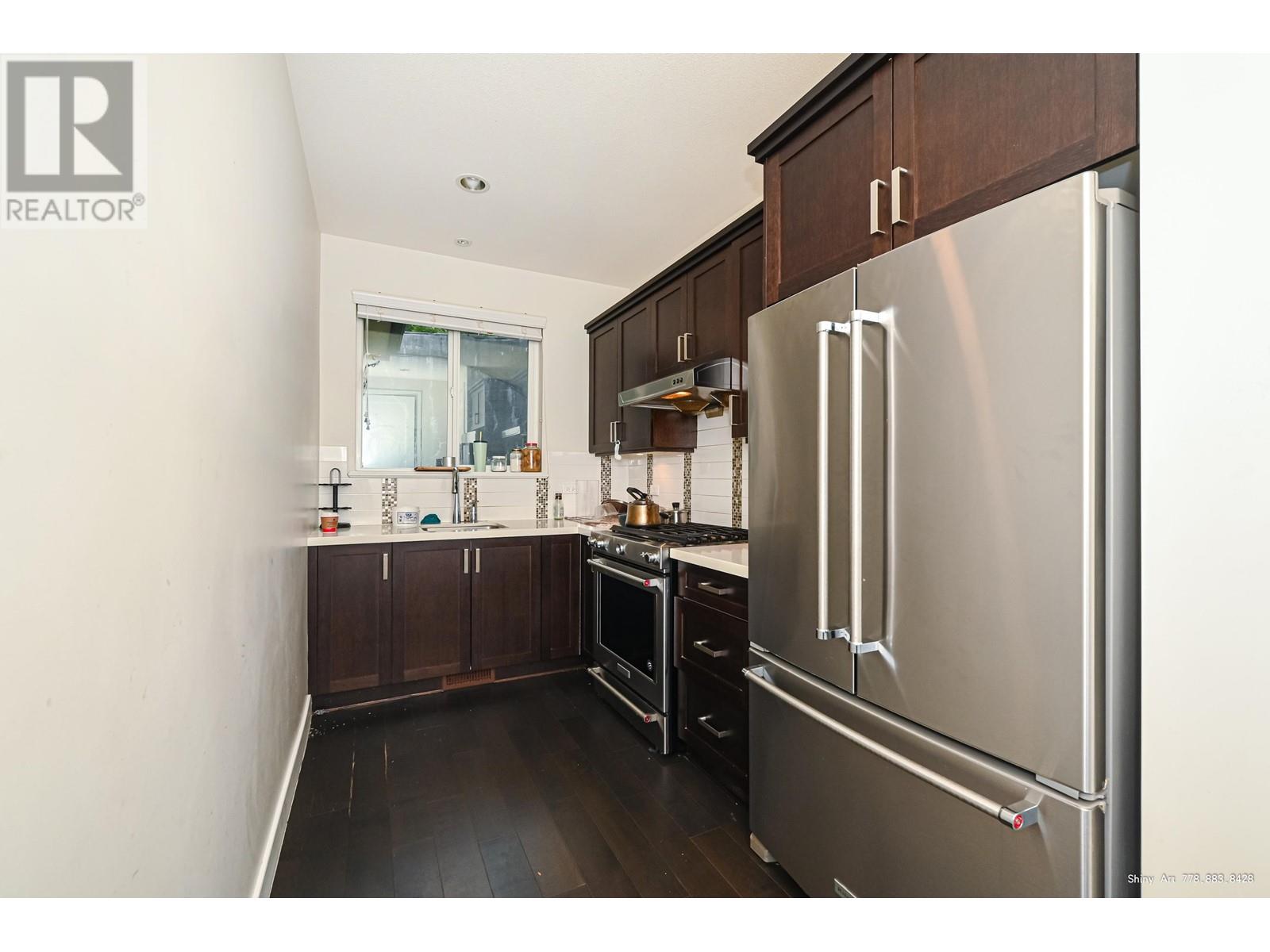 1462 Strawline Hill Street, Coquitlam, British Columbia  V3E 0L7 - Photo 6 - R2793109