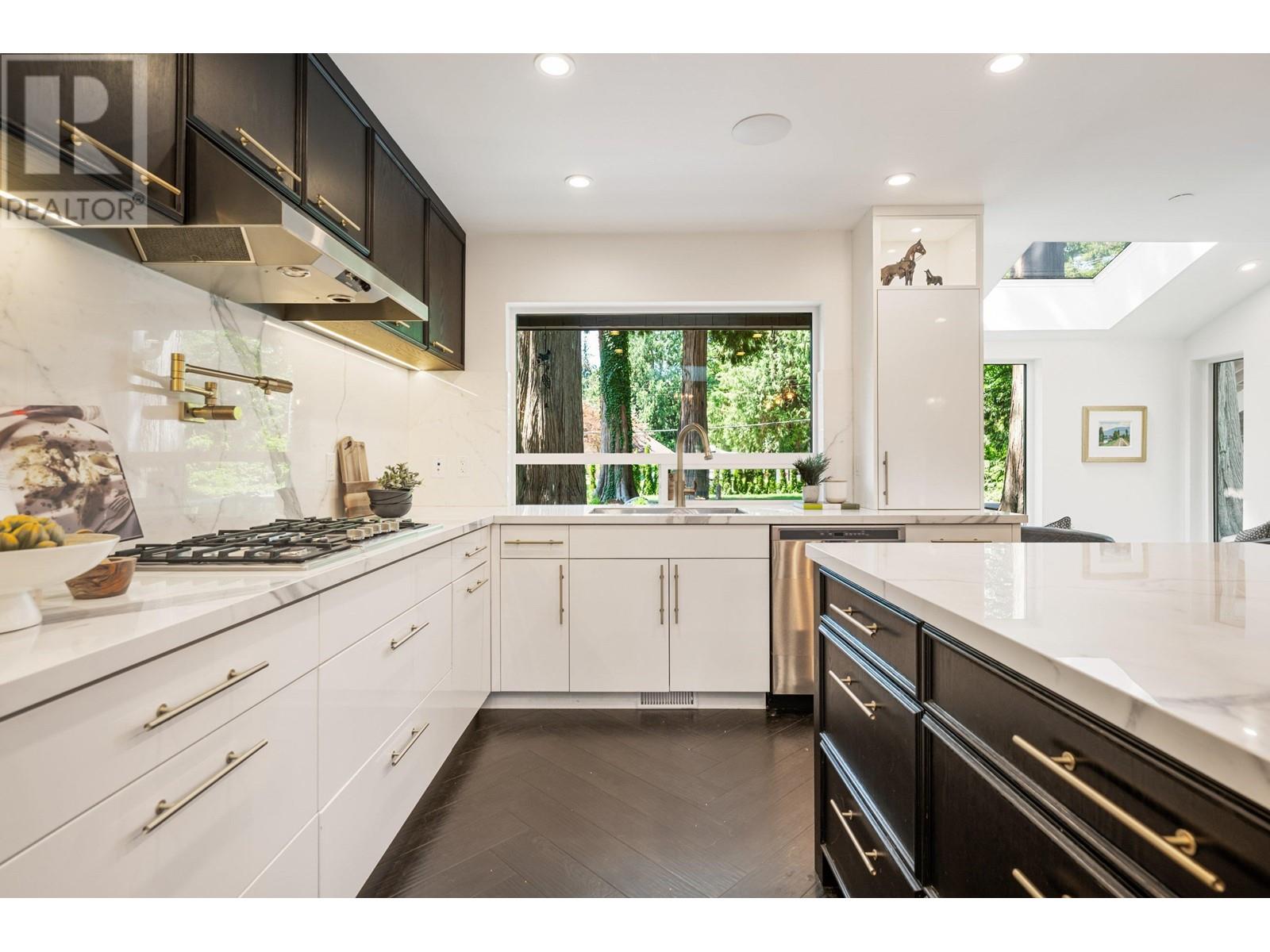 22566 132 Avenue, Maple Ridge, British Columbia  V4R 2R2 - Photo 10 - R2792822