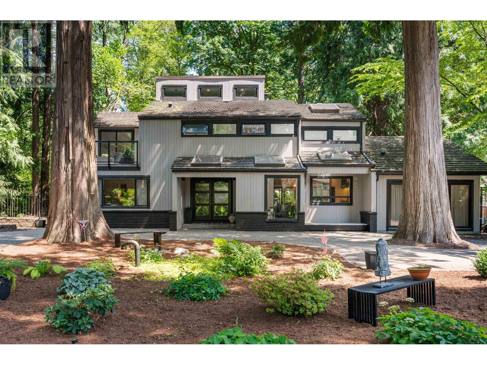 22566 132 Avenue, Maple Ridge, British Columbia  V4R 2R2 - Photo 1 - R2792822