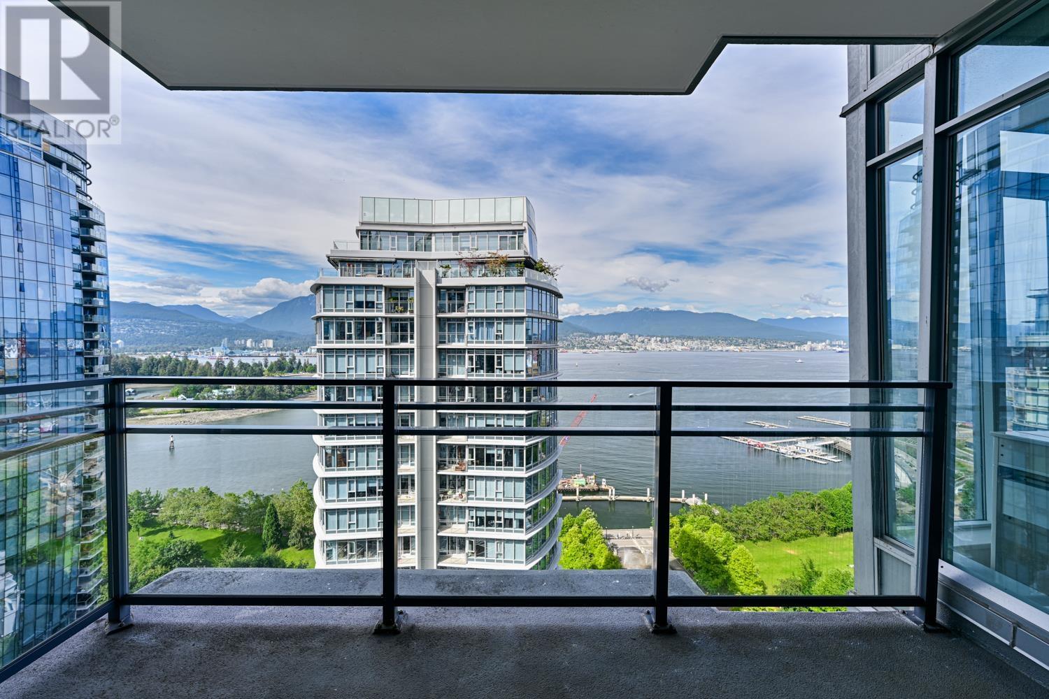 Listing Picture 27 of 40 : 2403 1205 W HASTINGS STREET, Vancouver / 溫哥華 - 魯藝地產 Yvonne Lu Group - MLS Medallion Club Member