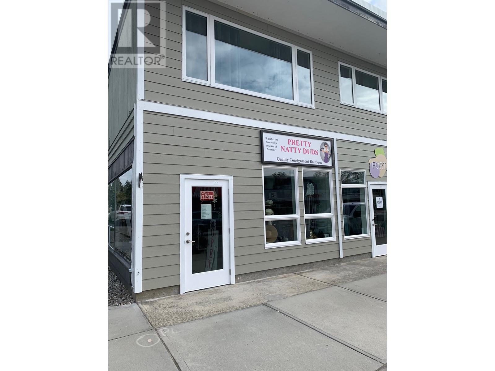 5520 INLET AVENUE, sechelt, British Columbia