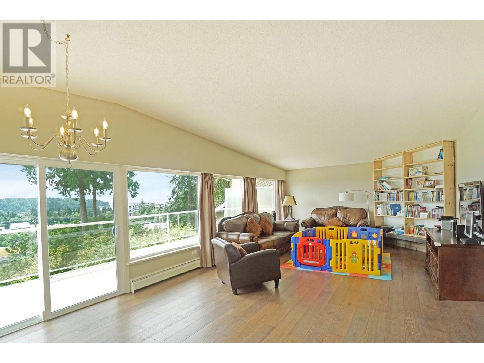 850 Esquimalt Avenue, West Vancouver, British Columbia  V7T 1J8 - Photo 3 - R2793243