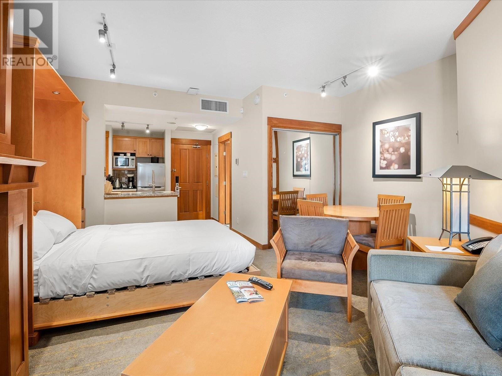 601 4320 Sundial Crescent, Whistler, British Columbia  V8E 1G6 - Photo 3 - R2793338