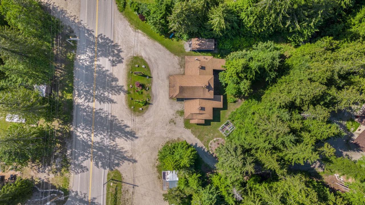 16095 Highway 3a, Crawford Bay / Riondel, British Columbia  V0B 1E0 - Photo 54 - 2471811