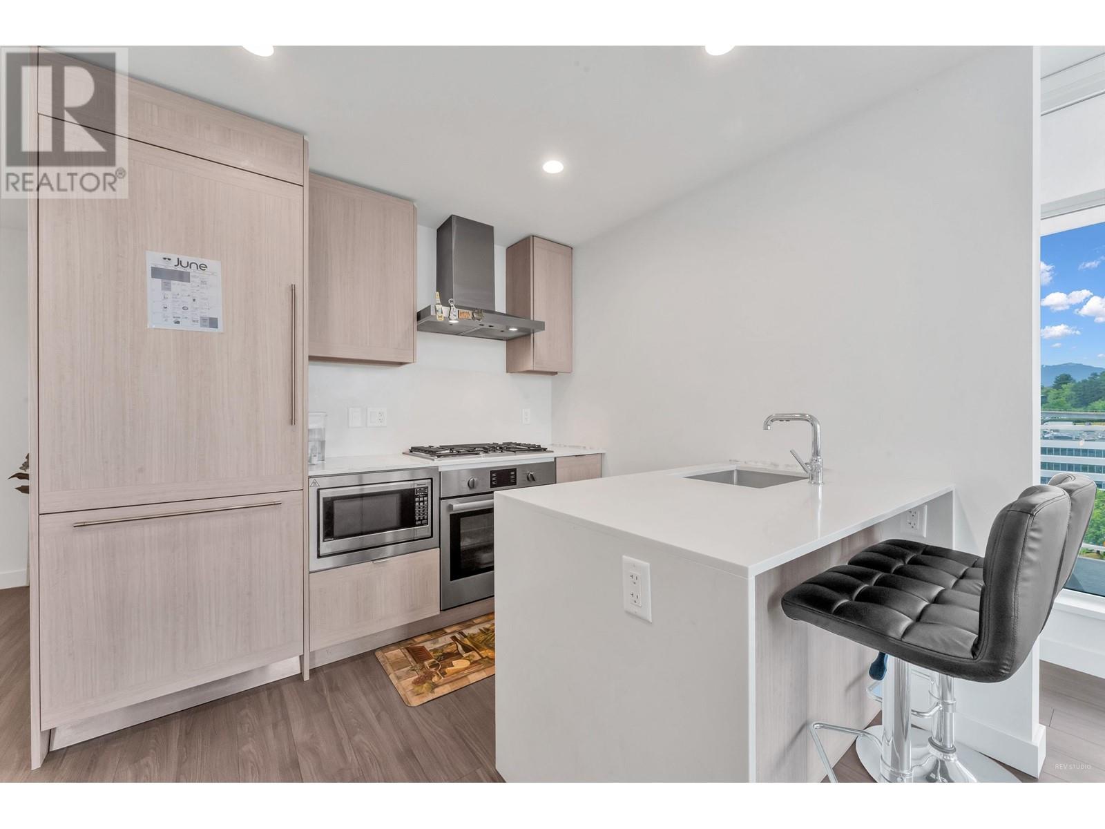 1104 2351 BETA AVENUE, burnaby, British Columbia
