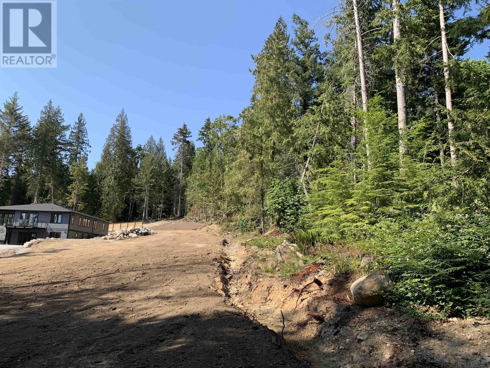 Lot 1 Lower Road, Roberts Creek, British Columbia  V0N 2W6 - Photo 3 - R2793617