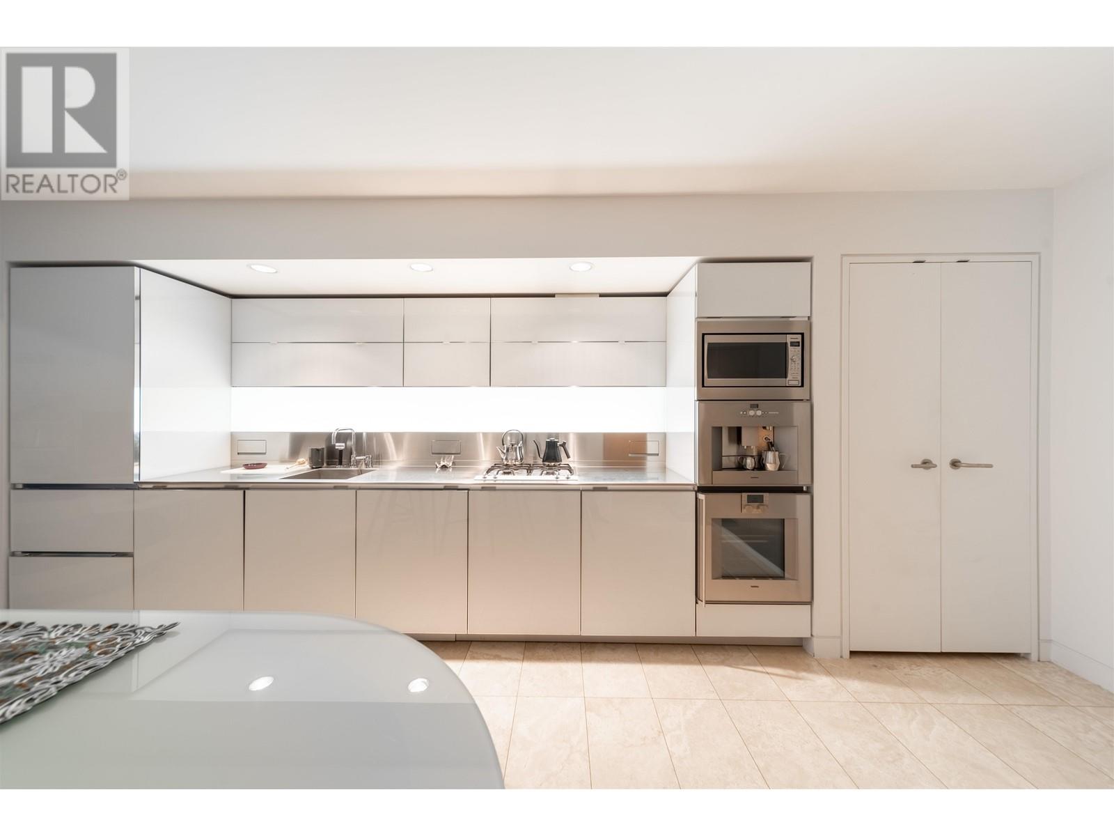 2001 838 W Hastings Street, Vancouver, British Columbia  V6C 0A6 - Photo 3 - R2793561