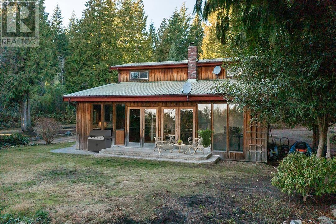 1030 Gilmour Road, Gibsons, British Columbia  V0N 1V7 - Photo 28 - R2793554