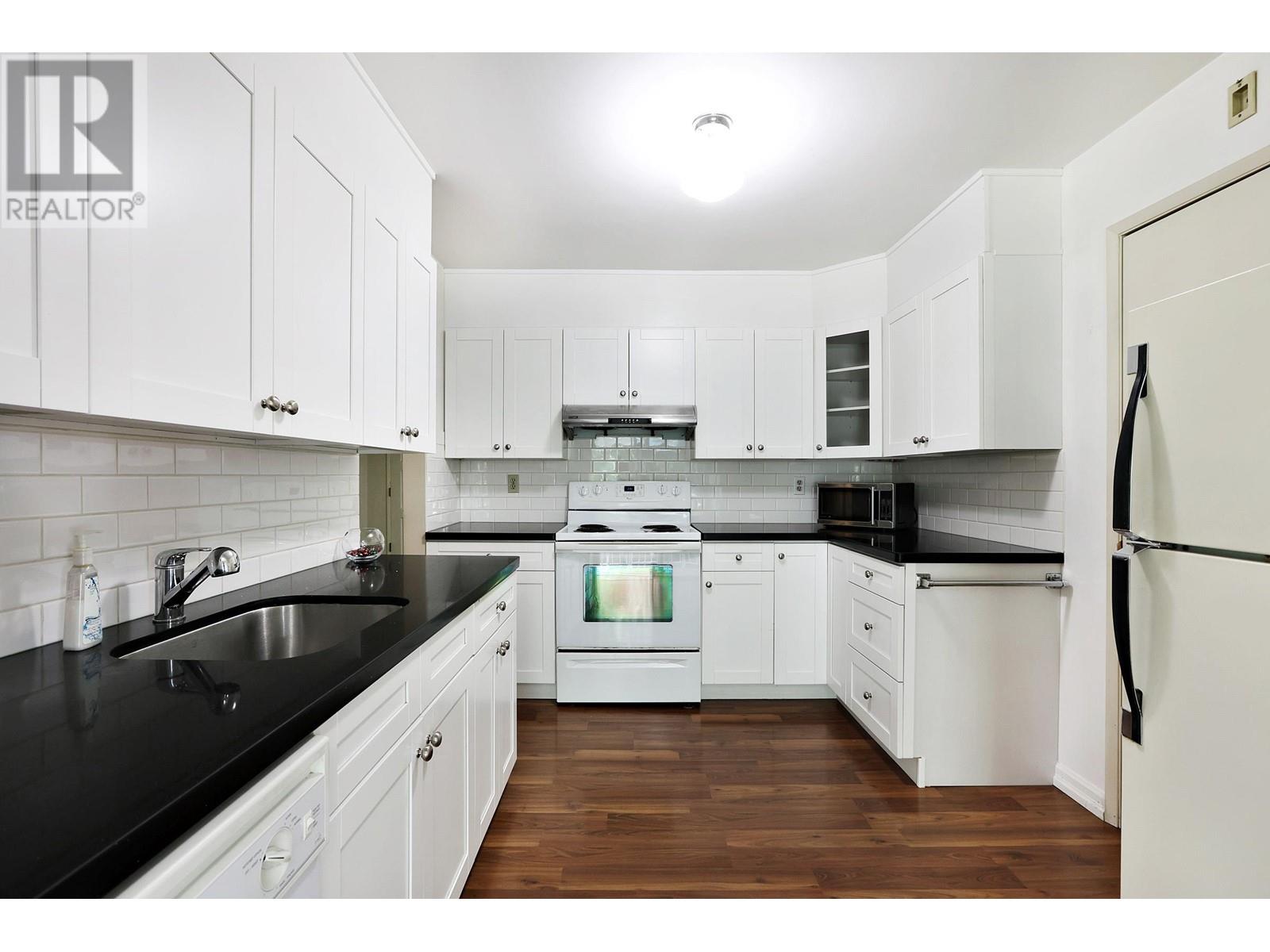 60 Douglas Crescent, Richmond, British Columbia  V7B 1E5 - Photo 5 - R2792888