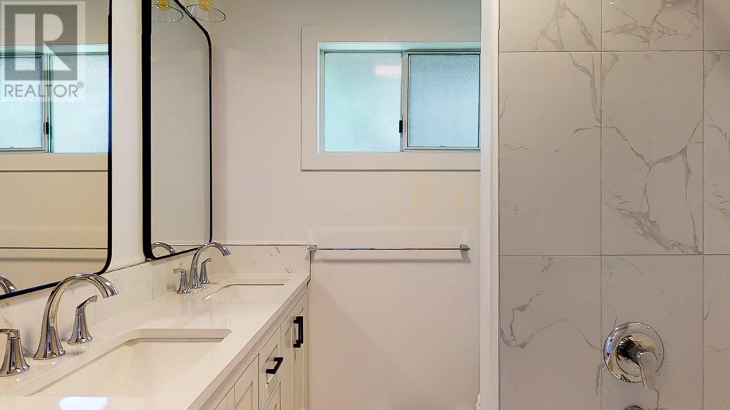 4838 Arthur Way, Madeira Park, British Columbia  V0N 2H1 - Photo 16 - R2789903