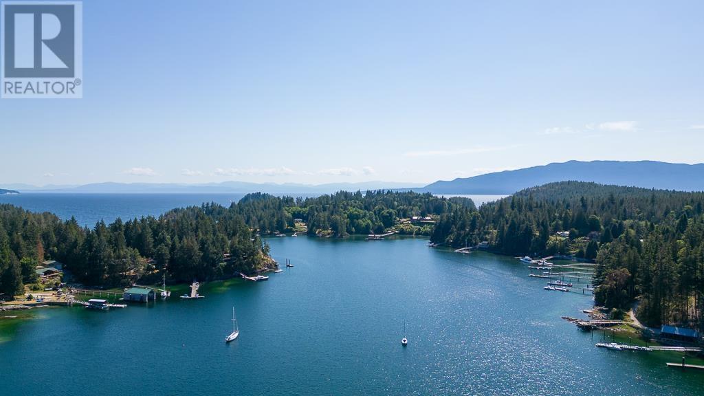 4838 Arthur Way, Madeira Park, British Columbia  V0N 2H1 - Photo 7 - R2789903