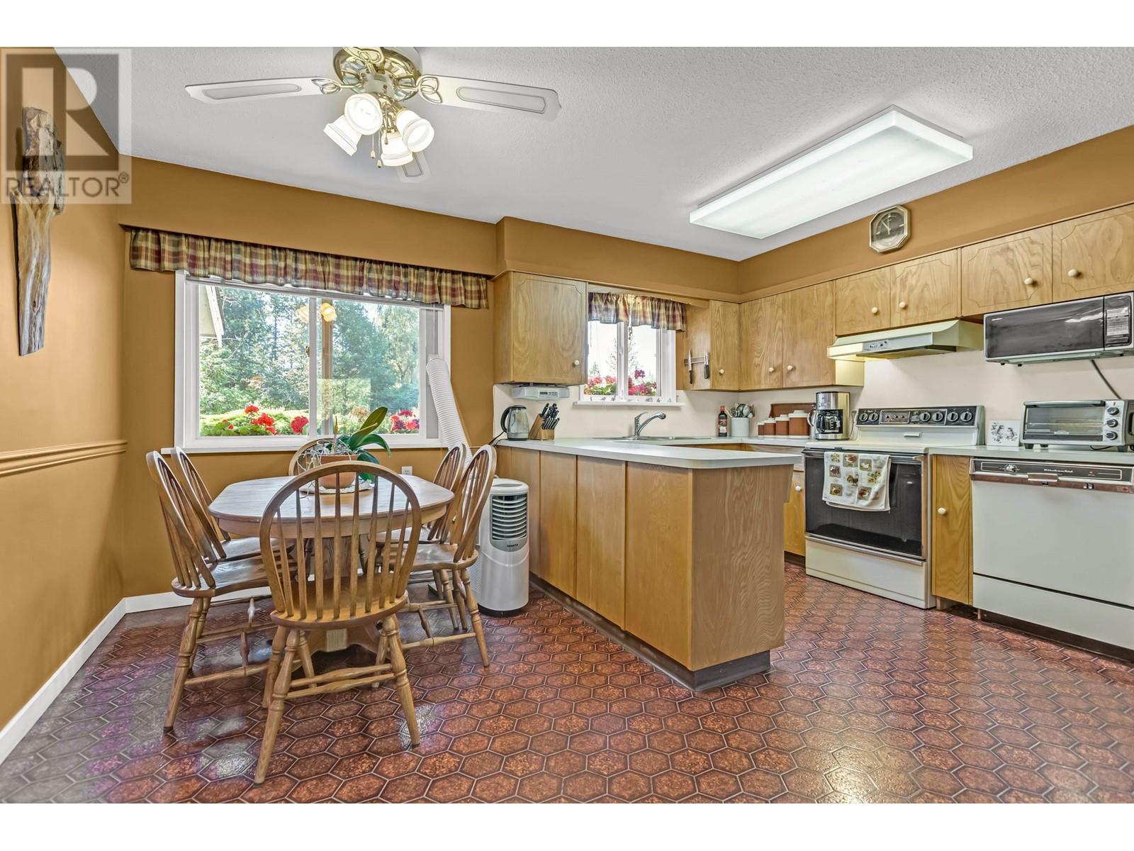 11804 232 Street, Maple Ridge, British Columbia  V2X 6S9 - Photo 13 - R2793113