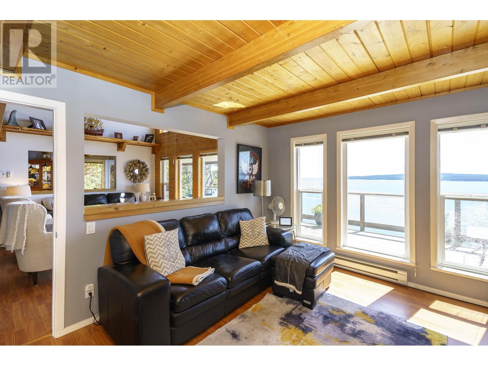 38227 Schooner Way, Pender Island, British Columbia  V0N 2M2 - Photo 12 - R2793282