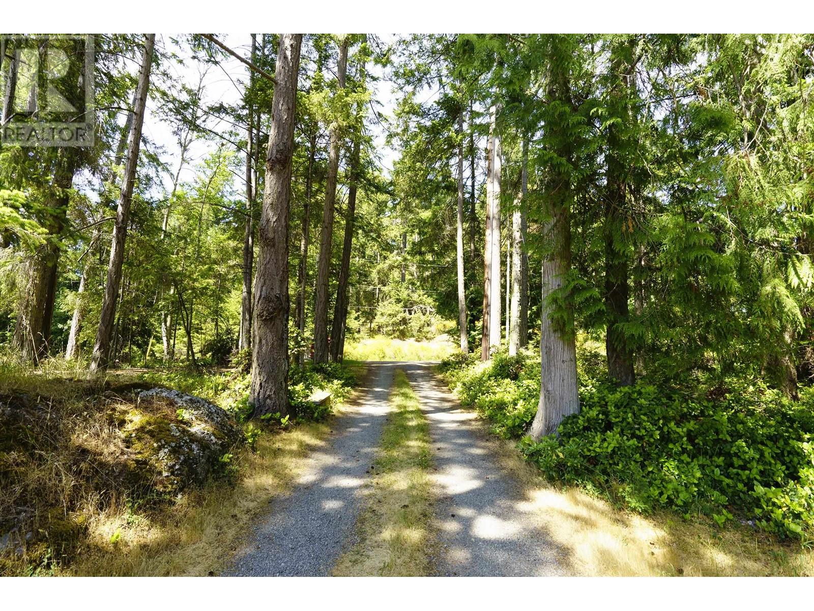 38227 Schooner Way, Pender Island, British Columbia  V0N 2M2 - Photo 40 - R2793282
