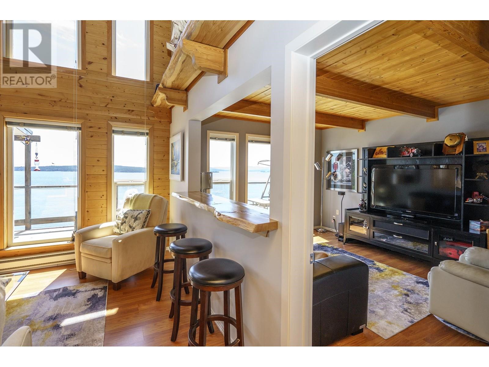 38227 Schooner Way, Pender Island, British Columbia  V0N 2M2 - Photo 10 - R2793282