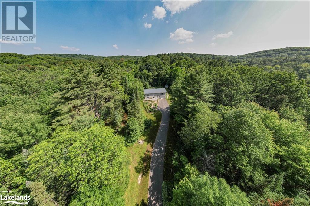 1703 Echo Lake Road, Baysville, Ontario P0B 1A0 (25779783)