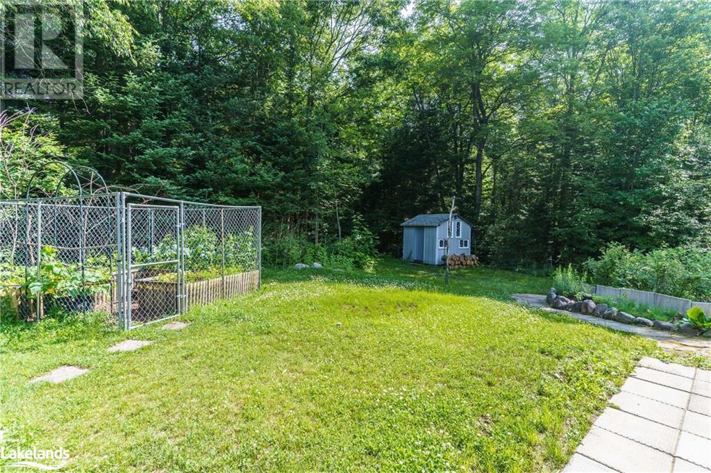 1703 Echo Lake Road, Baysville, Ontario P0B 1A0 (25779783)