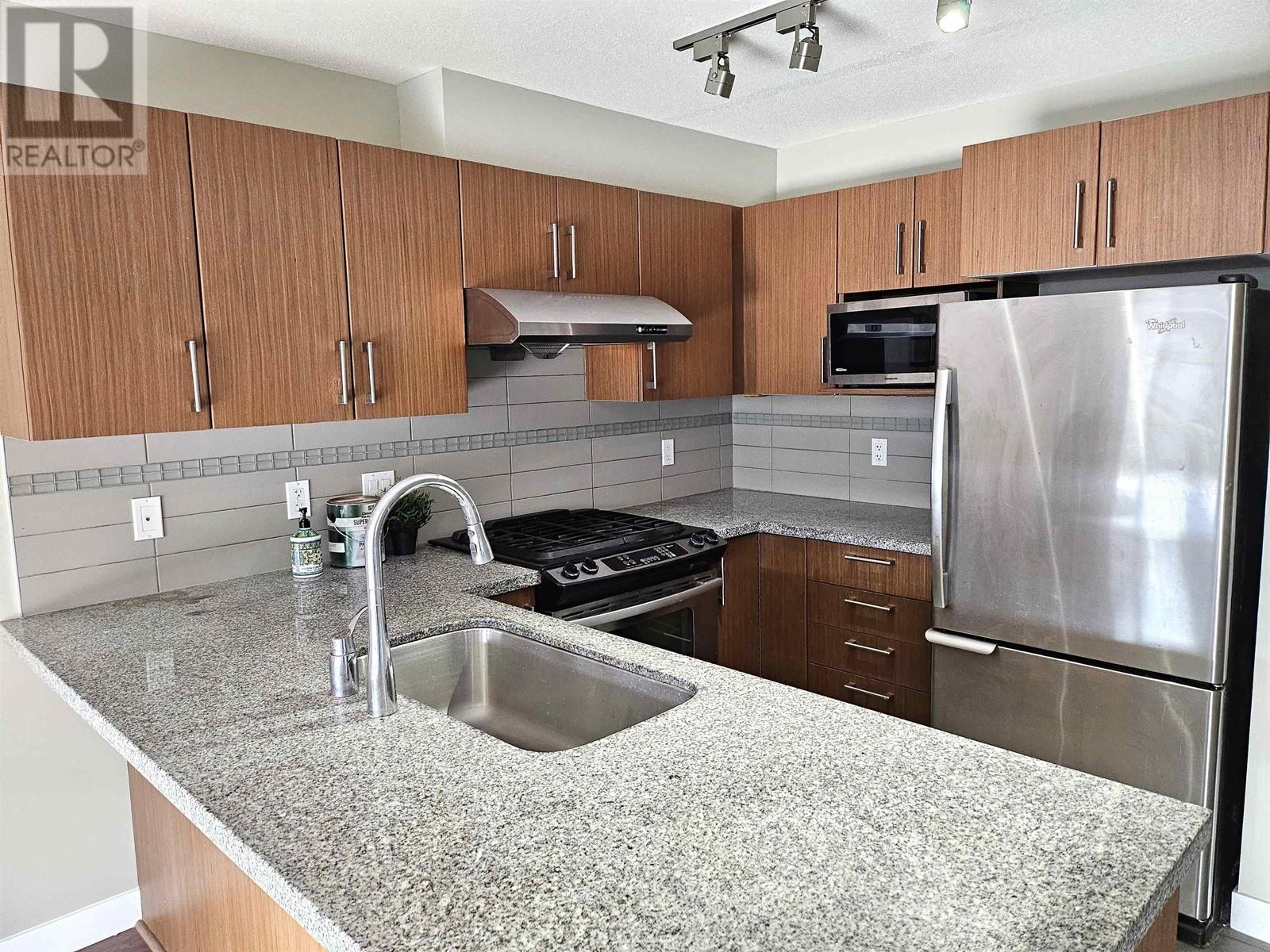 314 6800 Eckersley Road, Richmond, British Columbia  V6Y 0E7 - Photo 4 - R2794034