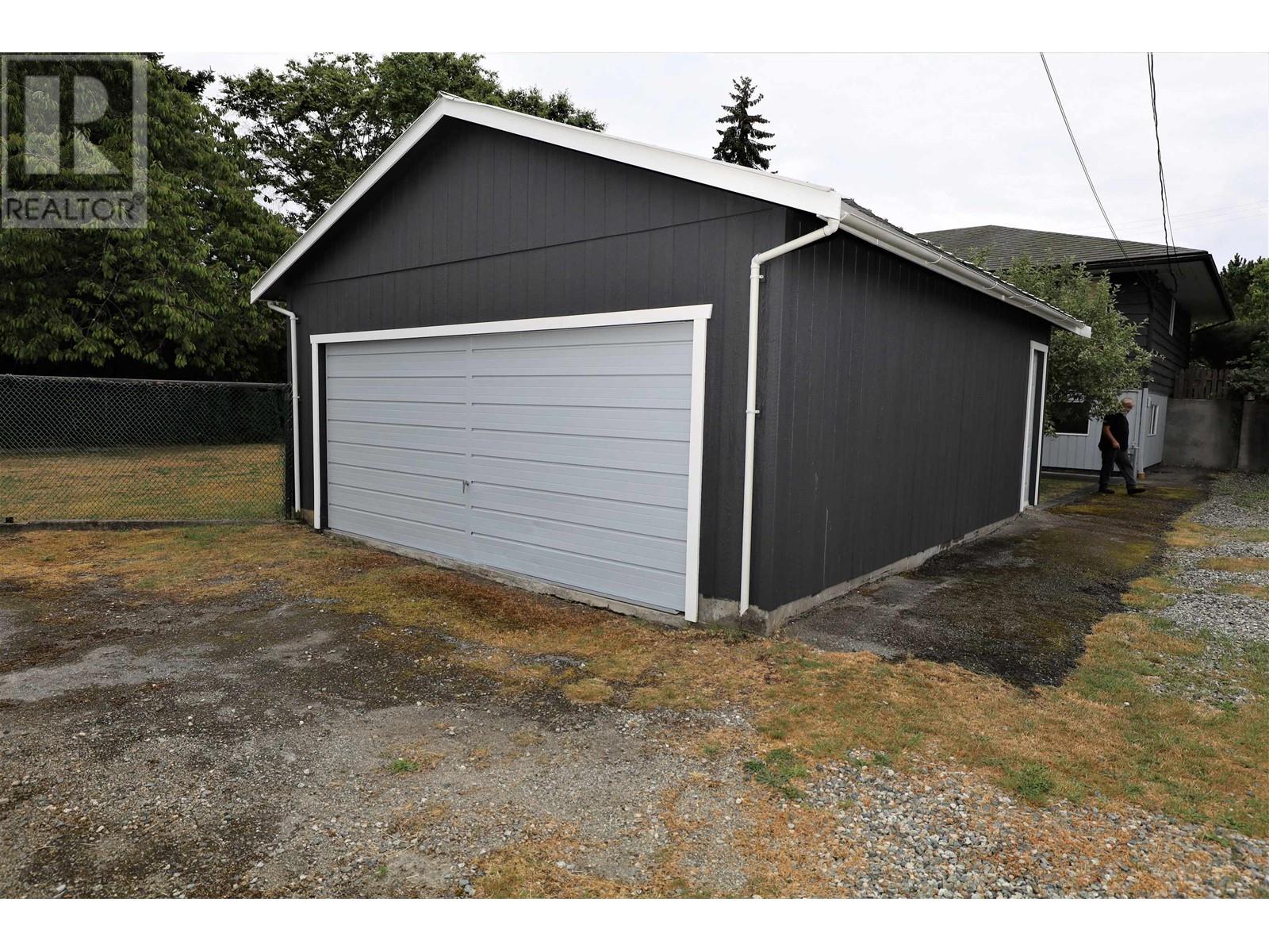 5690 Mermaid Street, Sechelt, British Columbia  V0N 3A3 - Photo 16 - R2790699