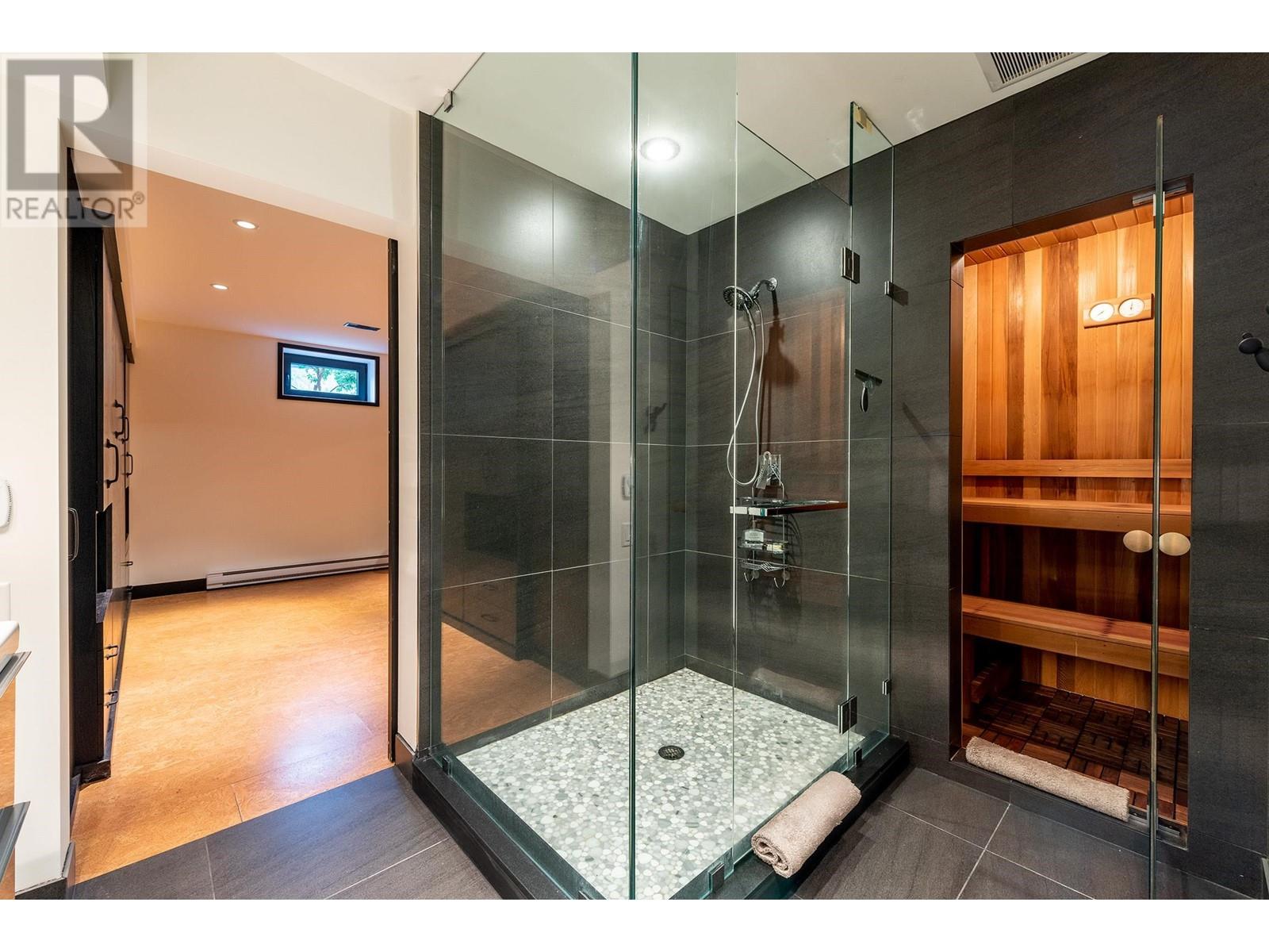 1563 Spring Creek Drive, Whistler, British Columbia  V8E 0A2 - Photo 29 - R2794094