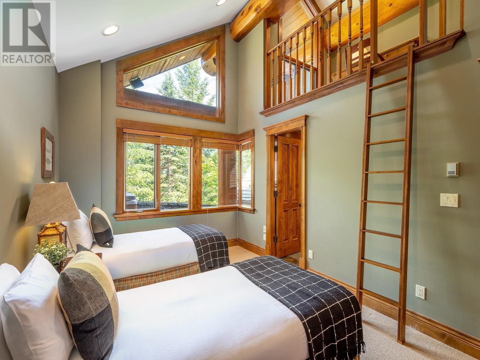 3220 Peak Drive, Whistler, British Columbia  V8E 0V4 - Photo 21 - R2794113