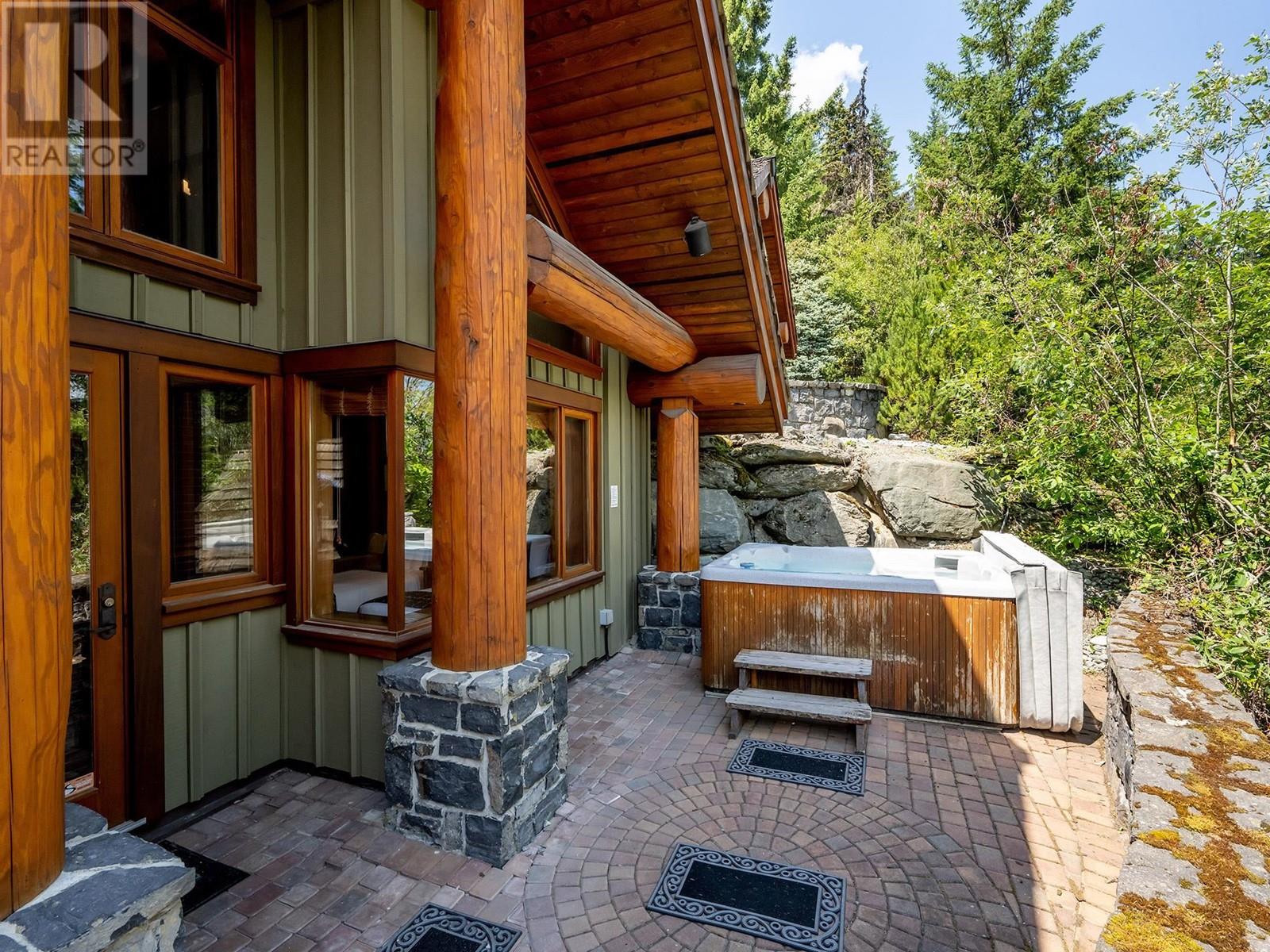 3220 Peak Drive, Whistler, British Columbia  V8E 0V4 - Photo 22 - R2794113