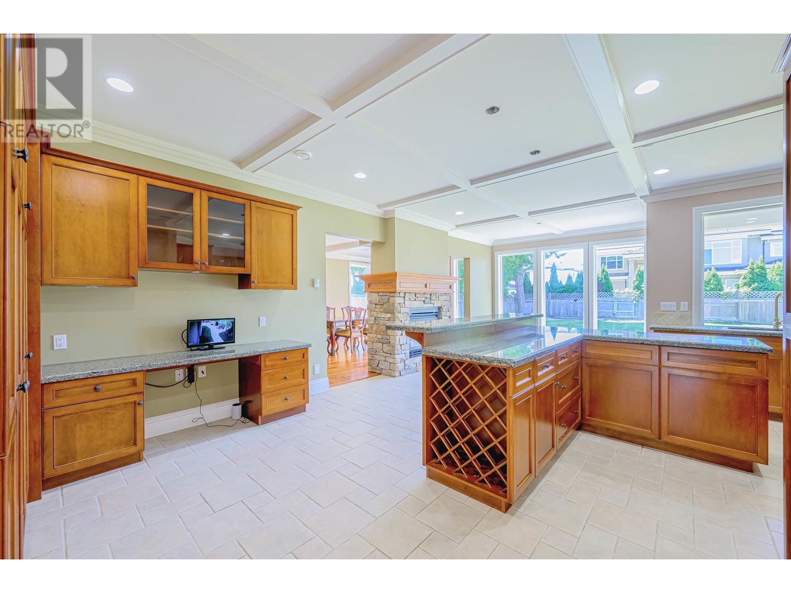 6540 Comstock Road, Richmond, British Columbia  V7C 2X6 - Photo 11 - R2793730