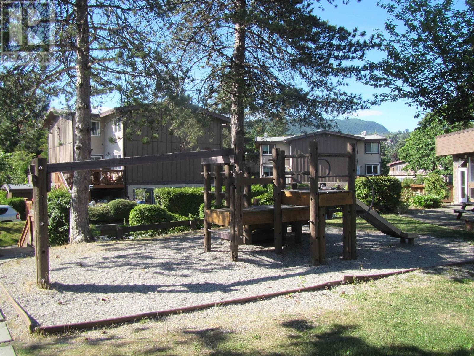 4 319 Highland Way, Port Moody, British Columbia  V3H 3V6 - Photo 8 - R2794317