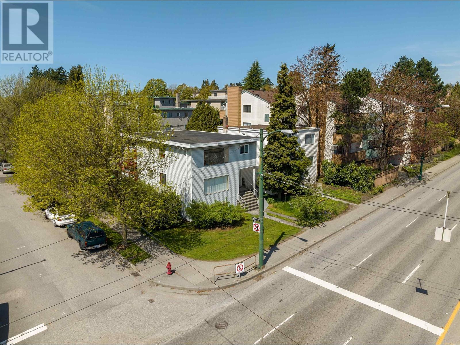 8693 OAK STREET, vancouver, British Columbia
