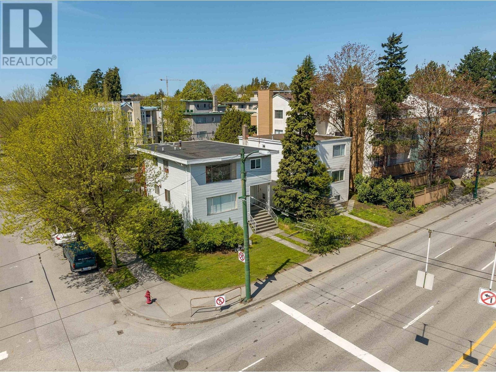 8693 Oak Street, Vancouver, British Columbia  V6P 4B2 - Photo 2 - R2794169
