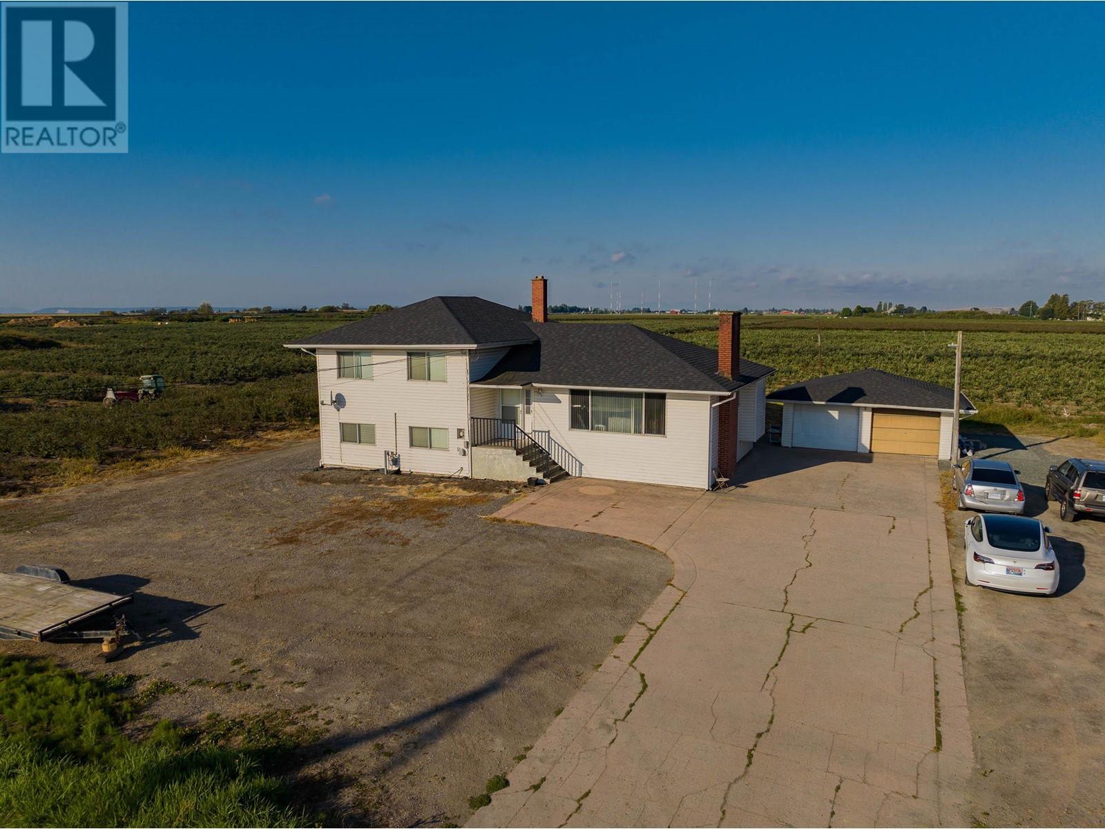 5121 112 STREET, delta, British Columbia