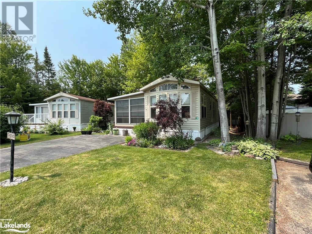 18 Huron Circle, Wasaga Beach, Ontario  L9Z 1X7 - Photo 2 - 40441302