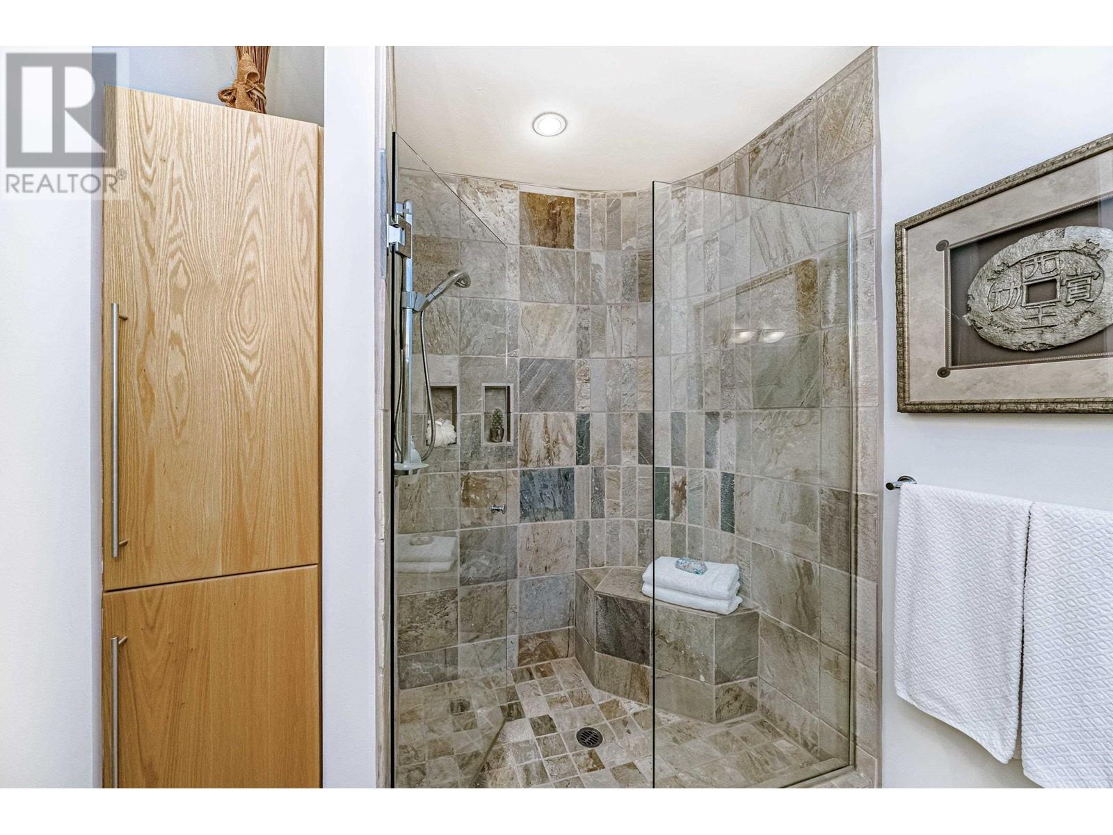 21 Hythe Avenue, Burnaby, British Columbia  V5B 3H6 - Photo 30 - R2795055