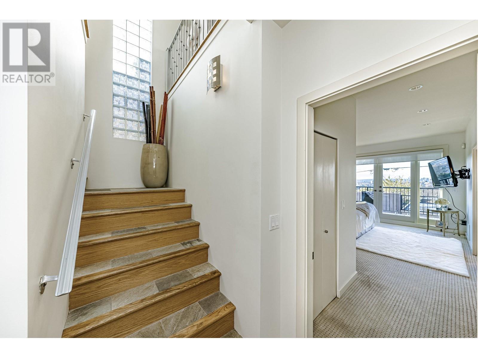 21 Hythe Avenue, Burnaby, British Columbia  V5B 3H6 - Photo 22 - R2795055